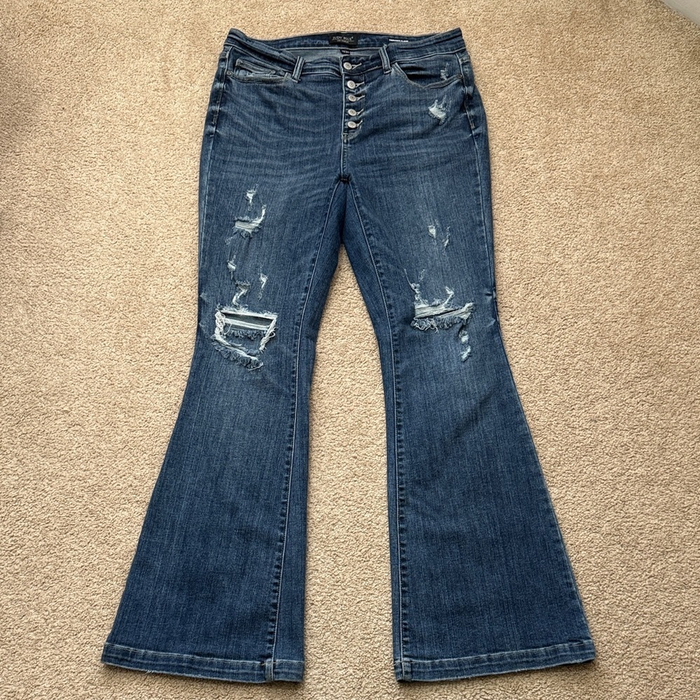 Judy Blue High Rise Distressed Dark Indigo Trouser Flare Stretch Jeans Size 31 - Picture 2 of 9